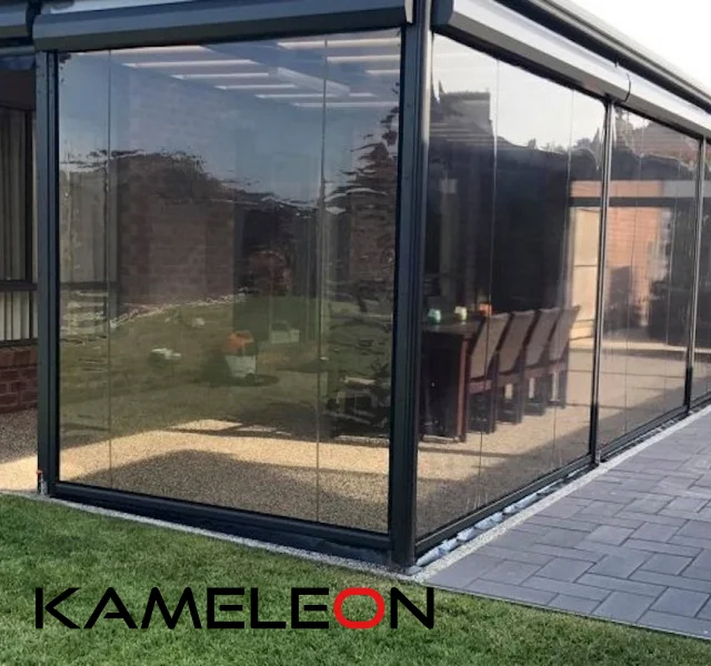 prozrachnye-rollety-dlia-besedki